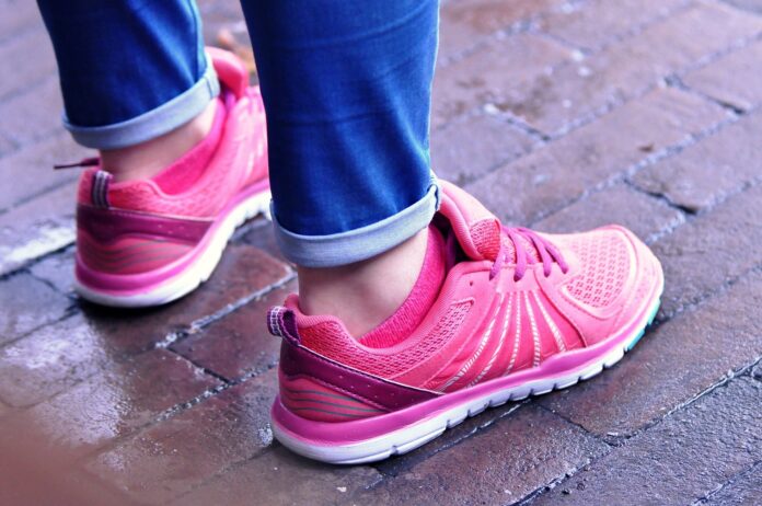 best sneakers for bunions